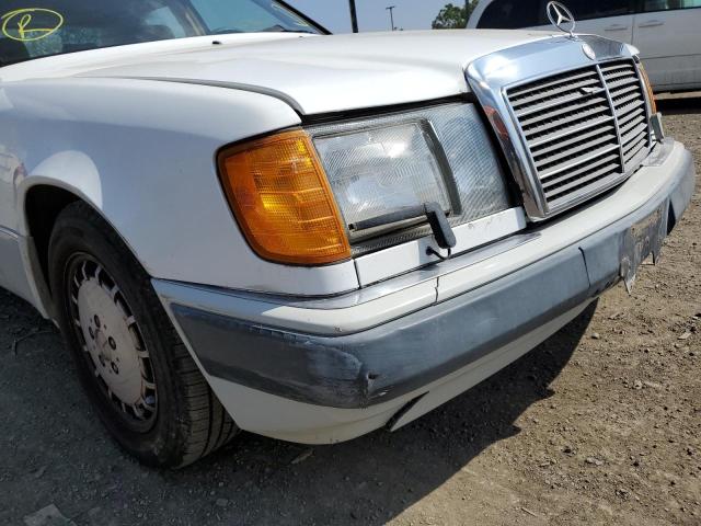 Photo 9 from auction – 1992 MERCEDES-BENZ 300 E with VIN WDBEA30D6NB589119
