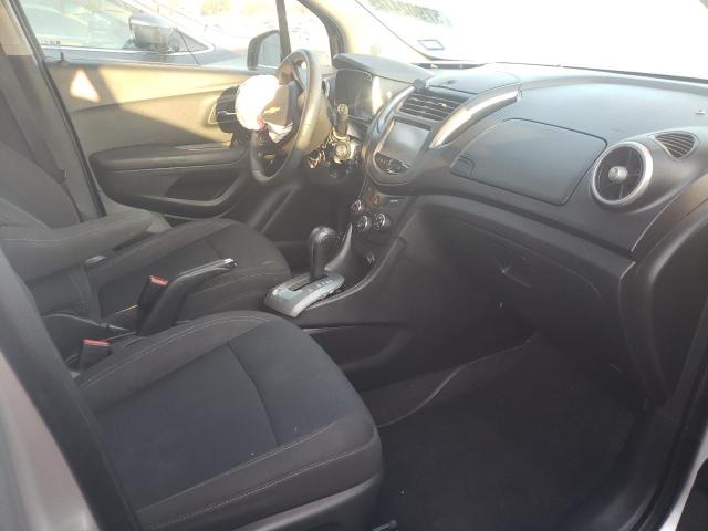 Photo 5 from auction – 2016 CHEVROLET TRAX LS with VIN KL7CJKSB0GB605734