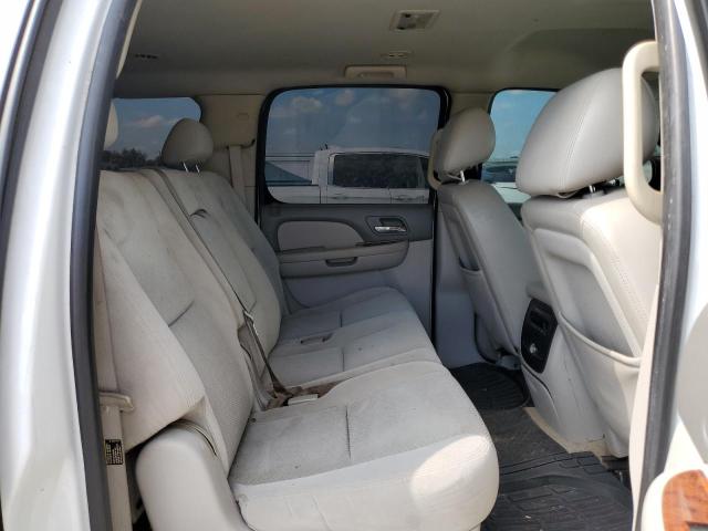 Photo 6 from auction – 2007 CHEVROLET SUBURBAN with VIN 3GNFC16007G173836