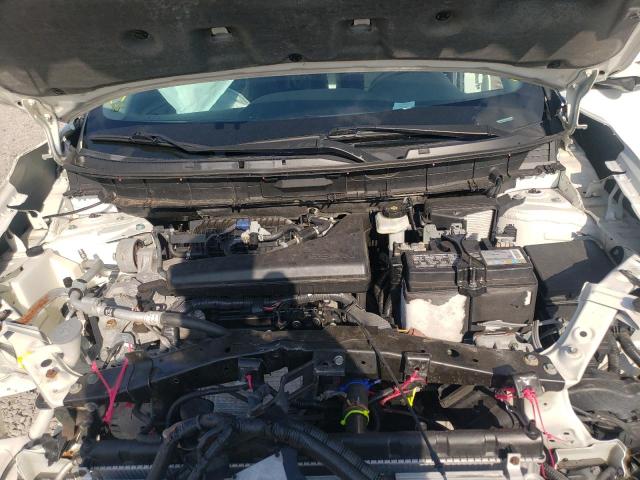Photo 7 from auction – 2019 NISSAN ROGUE S with VIN 5N1AT2MT0KC700951