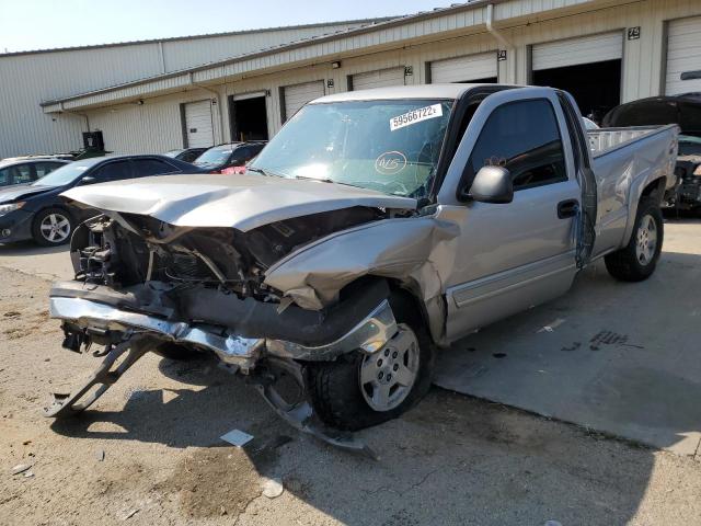 Photo 2 from auction – 2004 CHEVROLET SILVERADO with VIN 2GCEK19T941373759