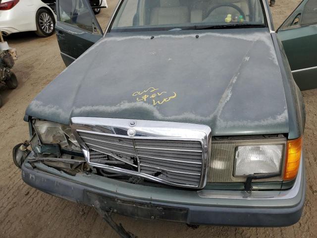 Photo 7 from auction – 1993 MERCEDES-BENZ 300 E with VIN WDBEA32E8PB952738