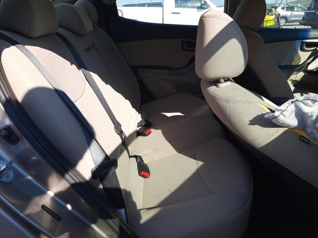 Photo 6 from auction – 2016 HYUNDAI ELANTRA SE with VIN 5NPDH4AE4GH670563