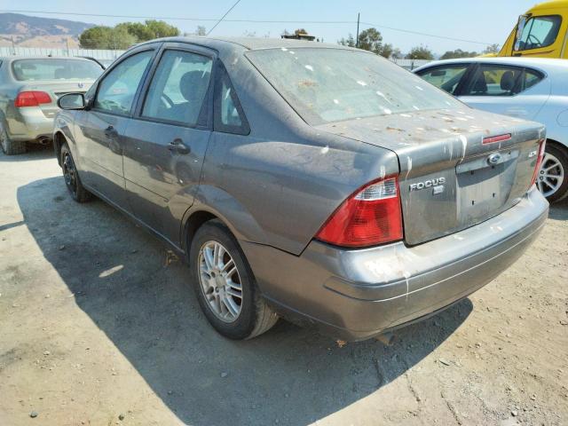 Photo 3 from auction – 2005 FORD FOCUS ZX4 with VIN 1FAFP34N35W121354