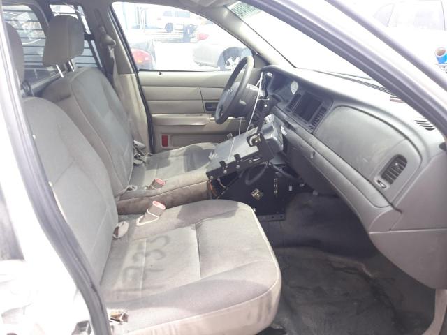 Photo 5 from auction – 2010 FORD CROWN VICT with VIN 2FABP7BV8AX116867