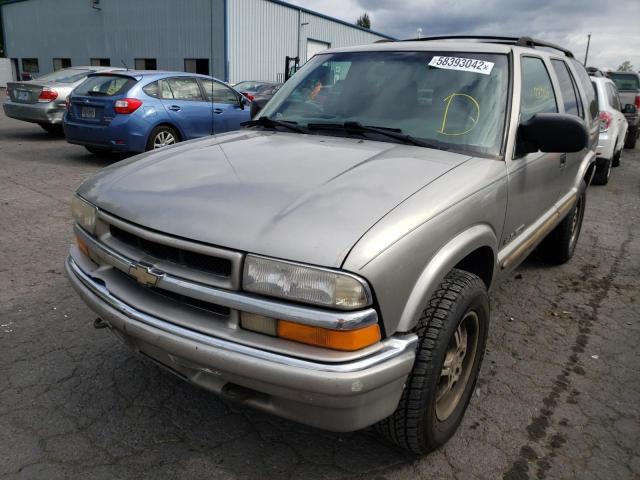 Photo 2 from auction – 2002 CHEVROLET BLAZER with VIN 1GNDT13W42K159410