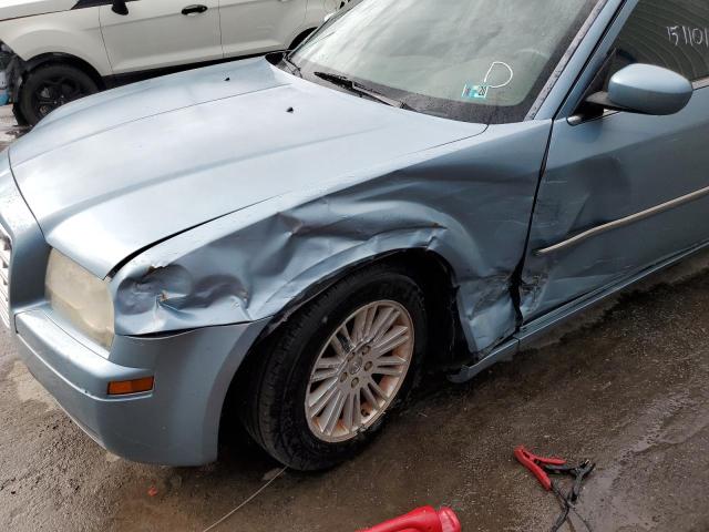Photo 9 from auction – 2008 CHRYSLER 300 LX with VIN 2C3LA43RX8H312575