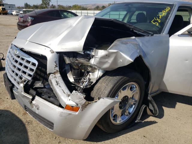 Photo 9 from auction – 2009 CHRYSLER 300 LX with VIN 2C3KA43DX9H521249
