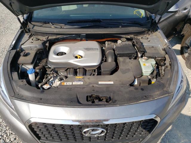 Photo 7 from auction – 2017 HYUNDAI SONATA HYB with VIN KMHE24L1XHA059487