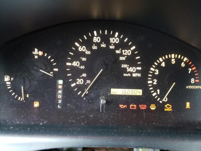Photo 8 from auction – 2002 LEXUS RX 300 with VIN JTJHF10U820266103