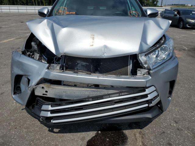 Photo 9 from auction – 2018 TOYOTA HIGHLANDER with VIN 5TDZARFH6JS041785
