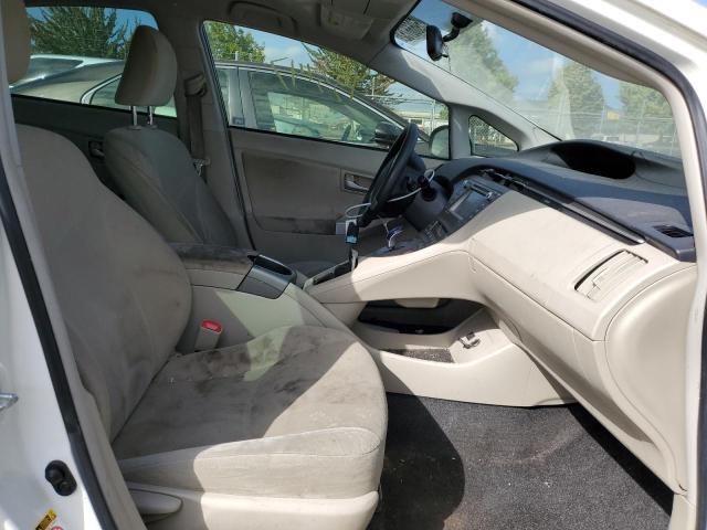 Photo 5 from auction – 2013 TOYOTA PRIUS with VIN JTDKN3DU8D1617011