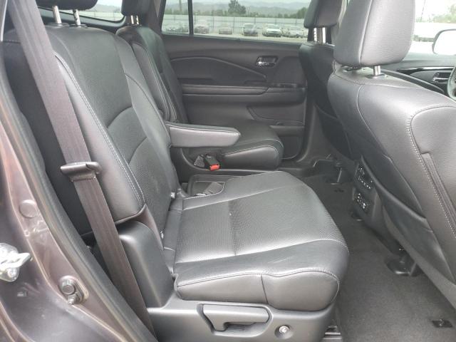 Photo 6 from auction – 2017 HONDA PILOT ELIT with VIN 5FNYF6H08HB064079