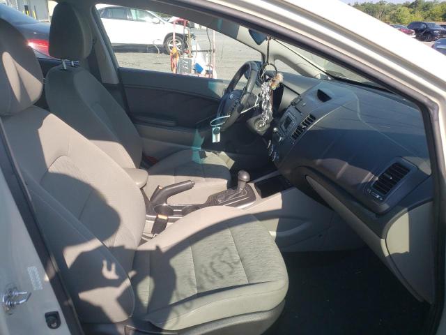 Photo 5 from auction – 2015 KIA FORTE LX with VIN KNAFK4A67F5388240