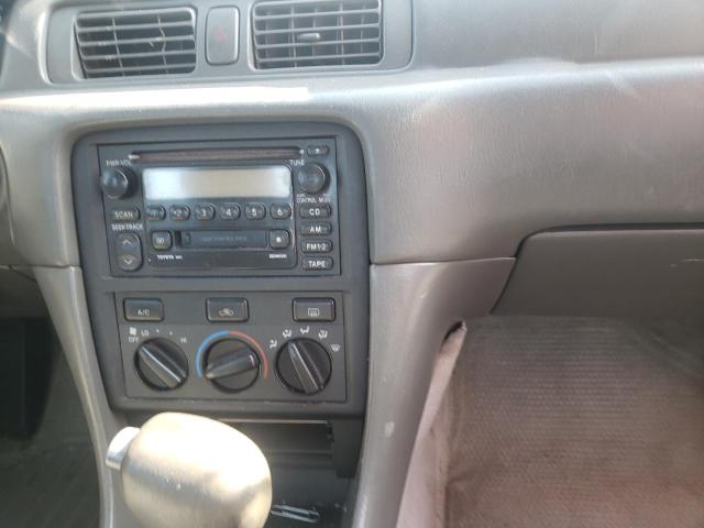 Photo 9 from auction – 2000 TOYOTA CAMRY CE with VIN 4T1BG22K7YU699528