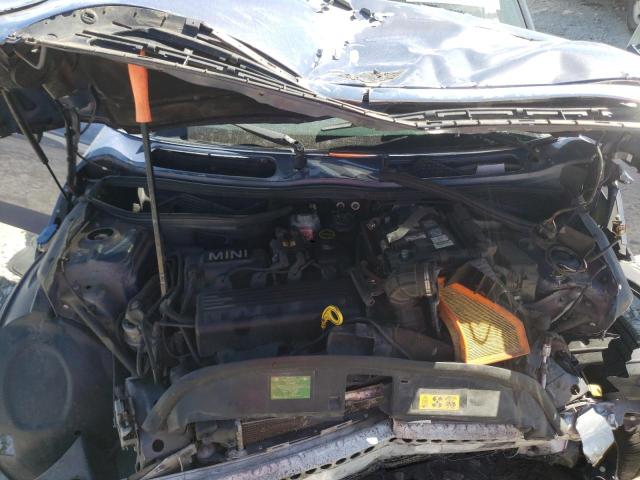 Photo 7 from auction – 2005 MINI COOPER with VIN WMWRF33505TF63599