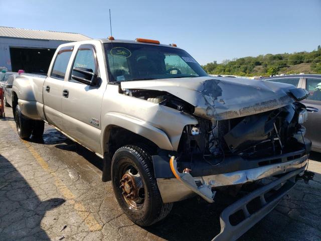 CHEVROLET SILVERADO 2001 with VIN 1GCJK33181F182971 - Photo from auction