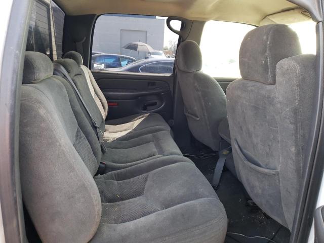 Photo 6 from auction – 2004 CHEVROLET SILVERADO with VIN 1GCHC23U44F130662