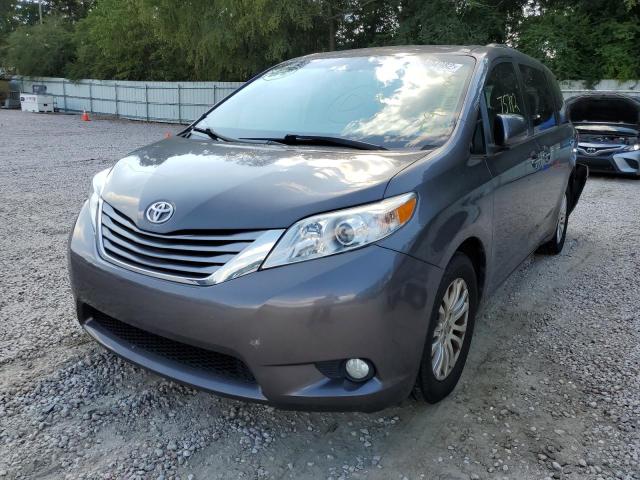 Photo 2 from auction – 2017 TOYOTA SIENNA XLE with VIN 5TDYZ3DC2HS787072