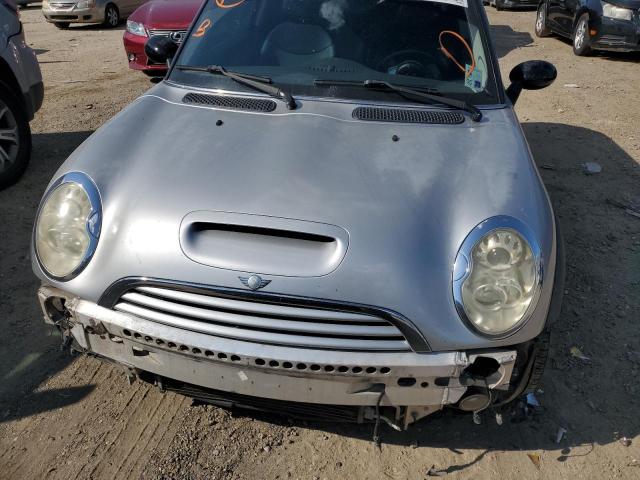 Photo 9 from auction – 2006 MINI COOPER S with VIN WMWRE33566TJ36848