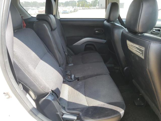 Photo 6 from auction – 2012 MITSUBISHI OUTLANDER with VIN JA4AS3AW2CU014413