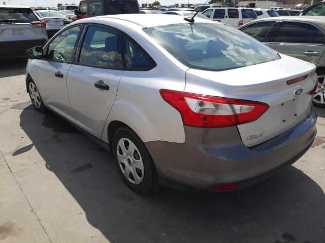 Photo 3 from auction – 2012 FORD FOCUS S with VIN 1FAHP3E25CL371058