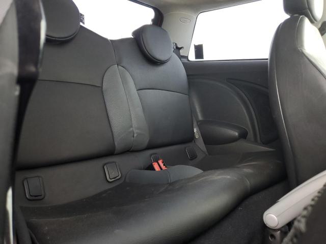Photo 6 from auction – 2008 MINI COOPER with VIN WMWMF33518TT67084