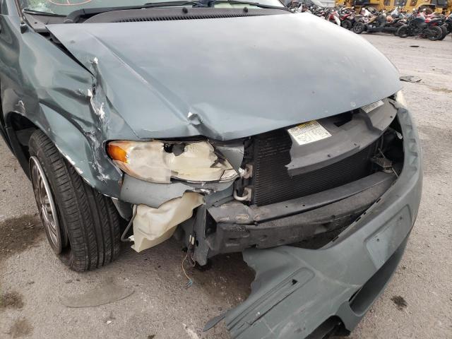 Photo 9 from auction – 2005 CHRYSLER TOWN & COU with VIN 2C4GP64L75R134020