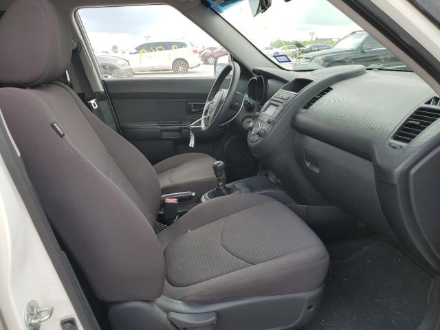 Photo 5 from auction – 2013 KIA SOUL with VIN KNDJT2A52D7569608