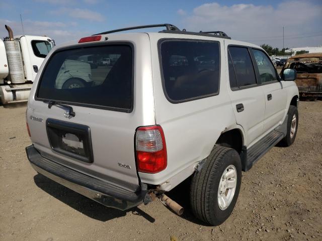 Photo 4 from auction – 2000 TOYOTA 4RUNNER with VIN JT3GM84R2Y0068388