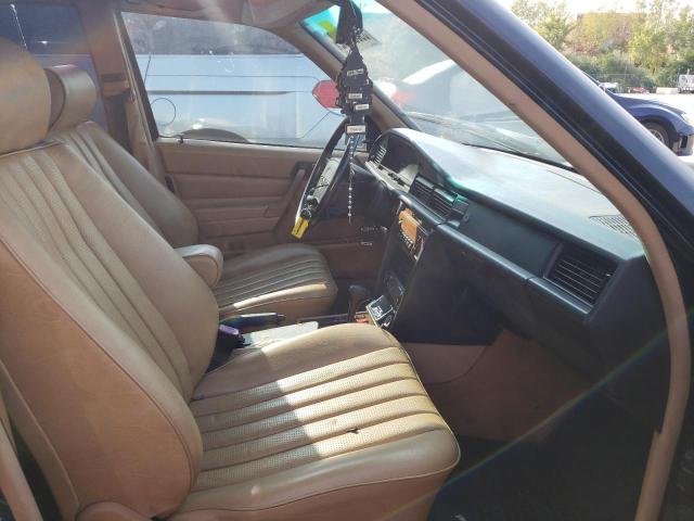 Photo 5 from auction – 1991 MERCEDES-BENZ 190 E 2.3 with VIN WDBDA28D5MF753316