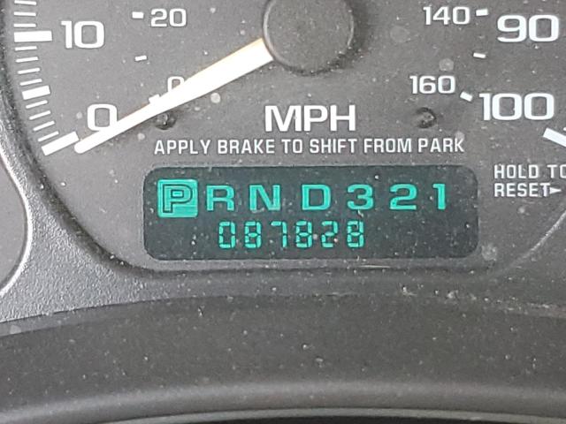 Photo 8 from auction – 2001 CHEVROLET SILVERADO with VIN 2GCEC19T411393085