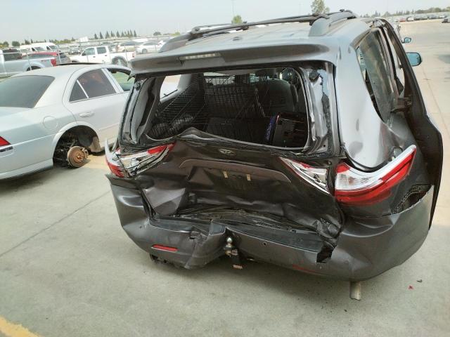 Photo 9 from auction – 2017 TOYOTA SIENNA XLE with VIN 5TDYZ3DC0HS837788