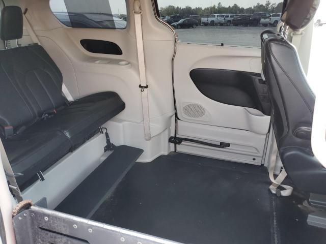 Photo 6 from auction – 2018 CHRYSLER PACIFICA T with VIN 2C4RC1EG1JR182874