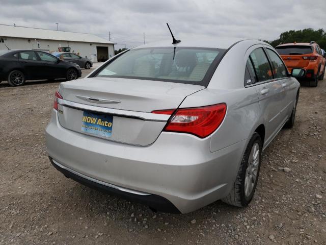 Photo 4 from auction – 2012 CHRYSLER 200 LX with VIN 1C3CCBAG7CN268289