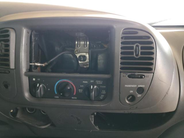 Photo 9 from auction – 2003 FORD F150 with VIN 2FTRX18W83CA94529