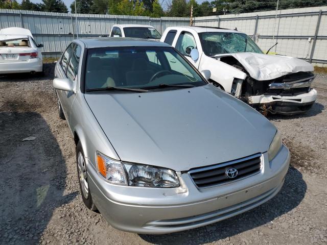 Photo 9 from auction – 2000 TOYOTA CAMRY with VIN 4T1BG22K8YU698470