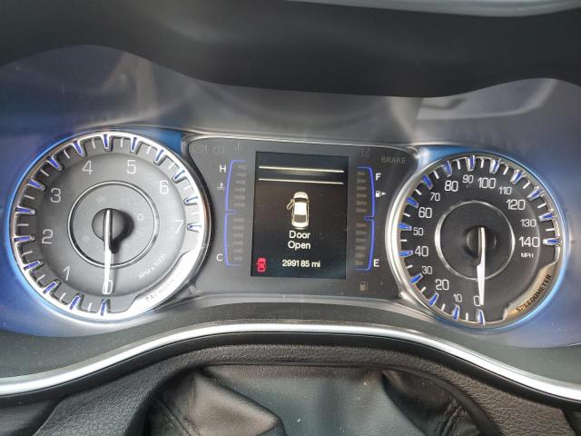 Photo 8 from auction – 2015 CHRYSLER 200 LIMITE with VIN 1C3CCCAB8FN667758