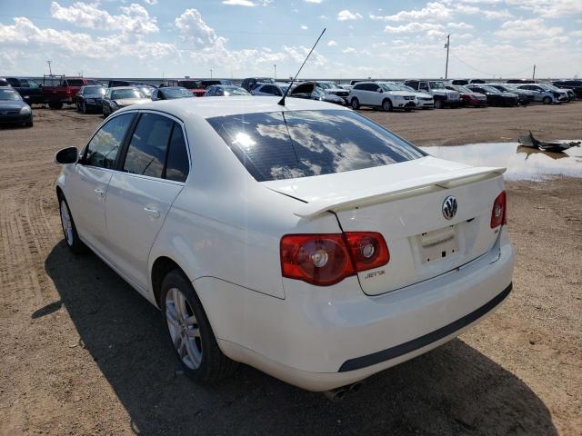 Photo 3 from auction – 2007 VOLKSWAGEN JETTA WOLF with VIN 3VWEG71K27M060070
