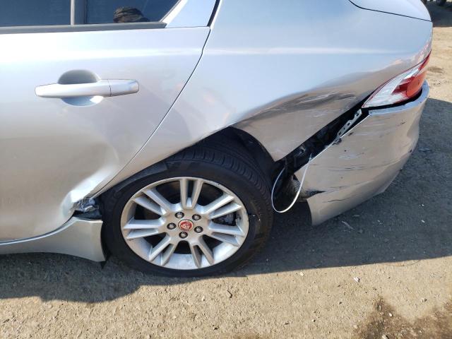 Photo 9 from auction – 2017 JAGUAR XE PREMIUM with VIN SAJAD4BG9HA959219