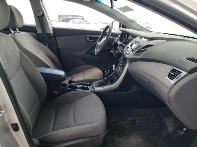 Photo 5 from auction – 2016 HYUNDAI ELANTRA SE with VIN 5NPDH4AE3GH710258