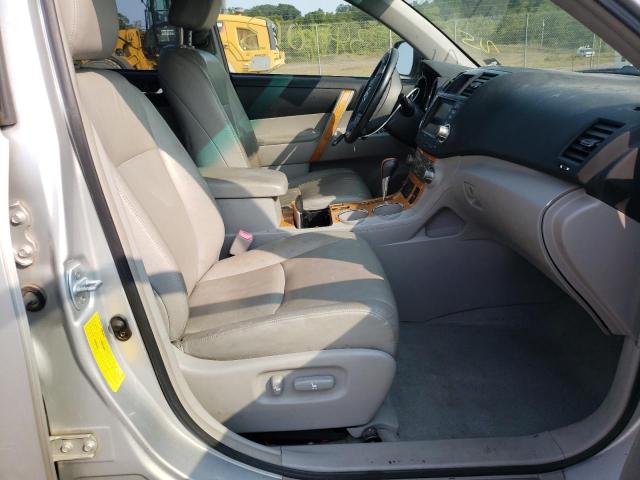 Photo 5 from auction – 2008 TOYOTA HIGHLANDER with VIN JTEEW44A282016114