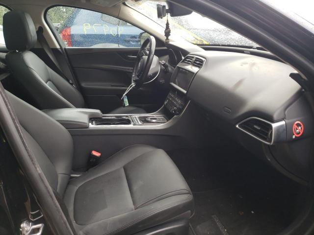 Photo 5 from auction – 2019 JAGUAR XE PREMIUM with VIN SAJAD4FX4KCP50220