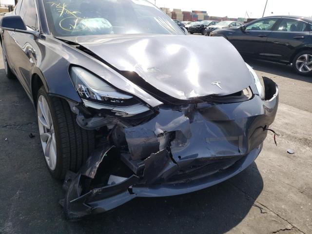 Photo 9 from auction – 2018 TESLA MODEL 3 with VIN 5YJ3E1EA3JF032059