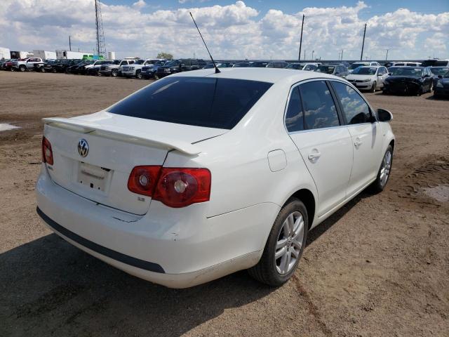 Photo 4 from auction – 2007 VOLKSWAGEN JETTA WOLF with VIN 3VWEG71K27M060070