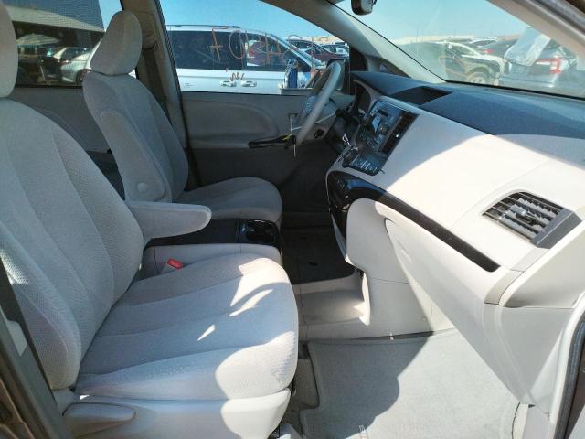 Photo 5 from auction – 2013 TOYOTA SIENNA LE with VIN 5TDKK3DC2DS363993