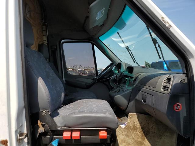 Photo 5 from auction – 2004 SPRINTER 2500 SPRIN with VIN WD2PD644145672238