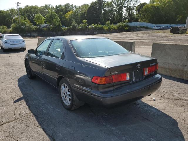 Photo 3 from auction – 2000 TOYOTA CAMRY with VIN 4T1BF28K71U969292