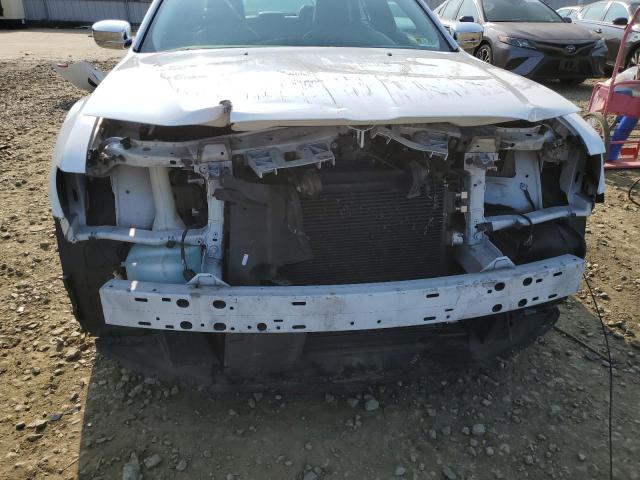 Photo 9 from auction – 2016 CHRYSLER 300 LIMITE with VIN 2C3CCAAG1GH175437