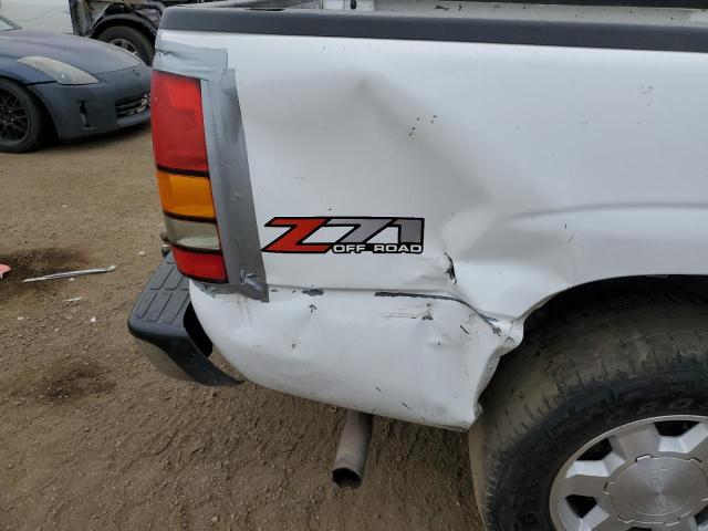 Photo 9 from auction – 2005 GMC NEW SIERRA with VIN 2GTEK13T051157583